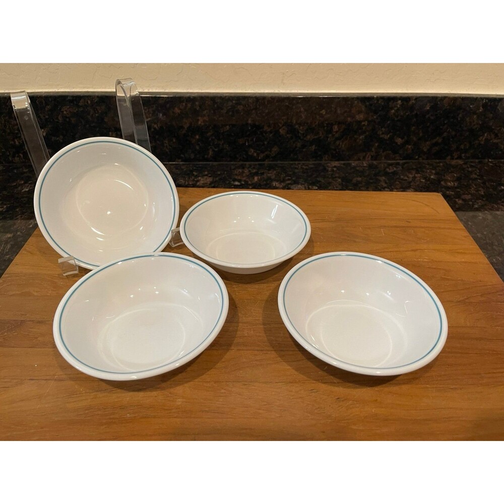 4 Corelle Corning Blue Heather dessert Bowls